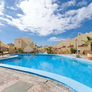 Mare 98 - Two Bed Costa Adeje (Tenerife)